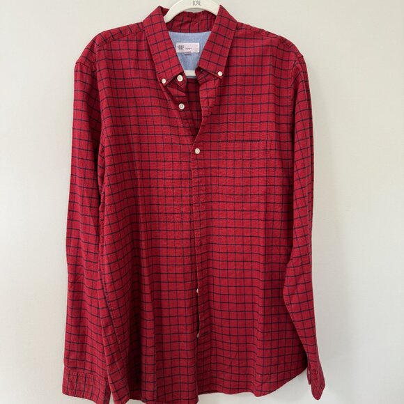 GAP Red Plaid Long Sleeve Button-Up - Picture 1 of 2